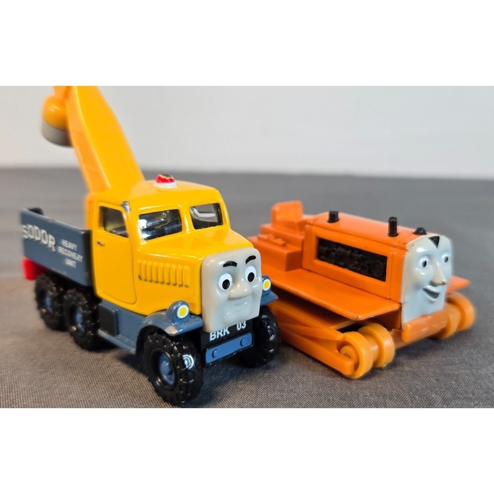 Thomas & Friends Diecast Lot - Butch Tow Truck & Jack Front Loader by Learning C